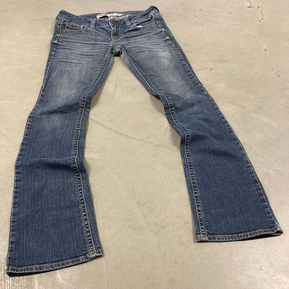 Y2K Charlotte Russe low rise bootcut jeans 30x32